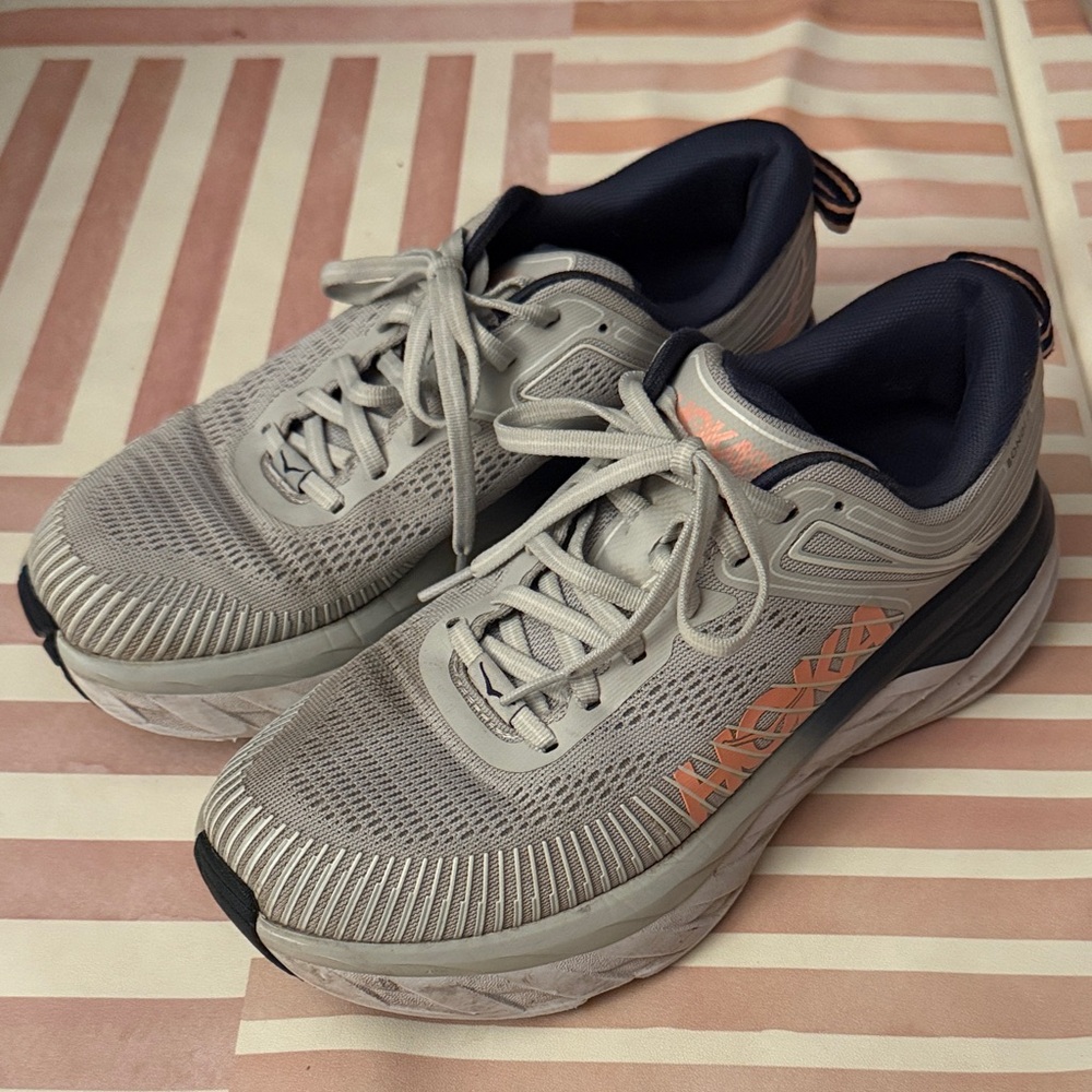 Hoka Bondi 7 Size 7.5 D